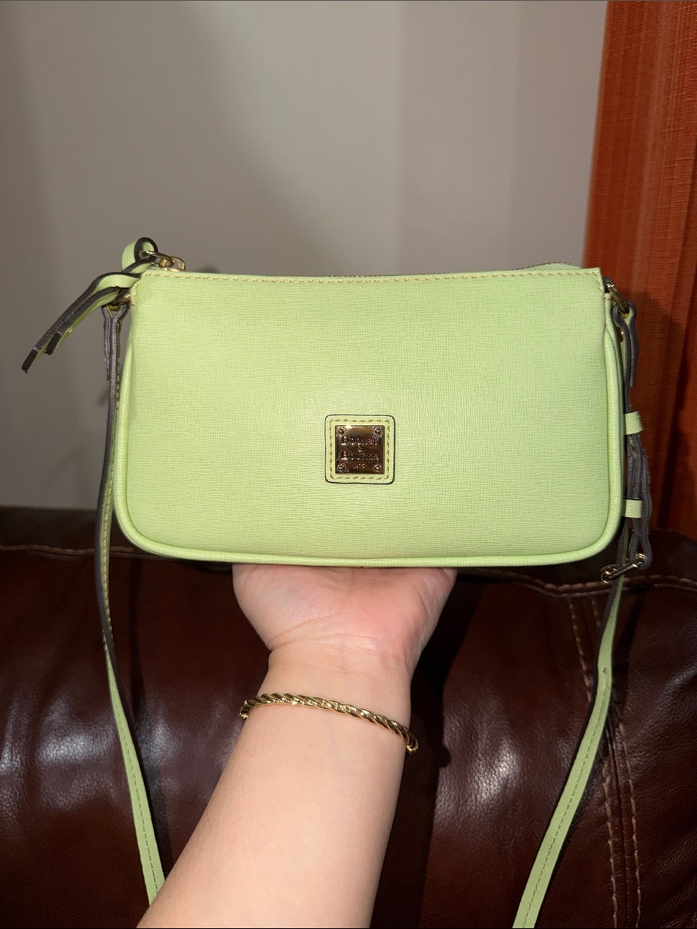 ‼️Dooney & Bourke Apple Green Leather Crossbody Bag
